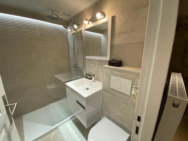 Loft Design Dans Hotel Particulier มงต์เปอลิเยร์ ภายนอก รูปภาพ